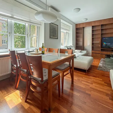 29 Old Town, 2 Bathrooms, Ac, Quiet