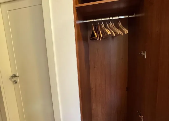 29 Old Town, 2 Bathrooms, Ac, Quiet Appartement