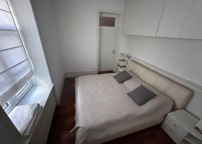 29 Old Town, 2 Bathrooms, Ac, Quiet * Bratislava