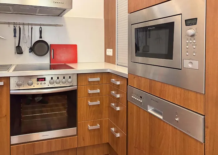 29 Old Town, 2 Bathrooms, Ac, Quiet