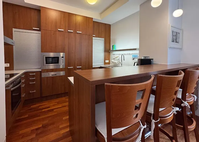 29 Old Town, 2 Bathrooms, Ac, Quiet Appartement