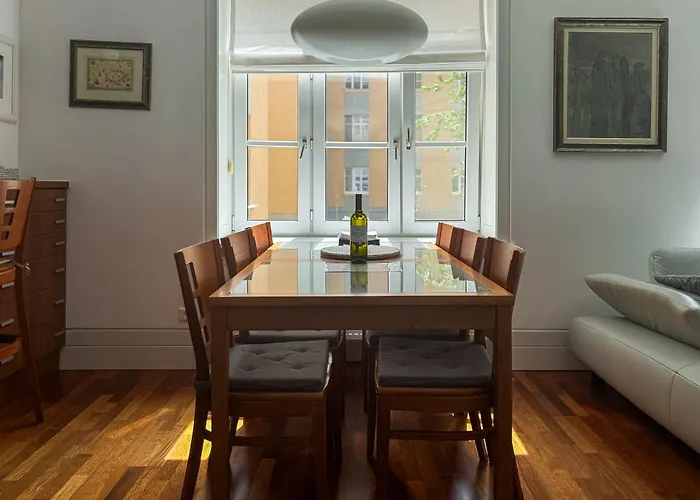 29 Old Town, 2 Bathrooms, Ac, Quiet * Bratislava