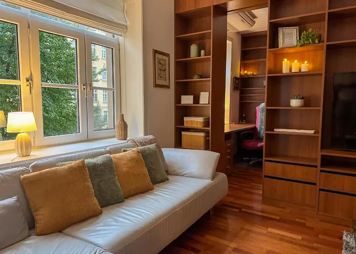 29 Old Town, 2 Bathrooms, Ac, Quiet * Bratislava